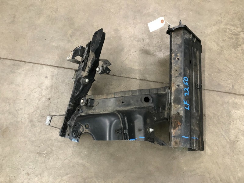 ⭐13-15 BMW X1 E84 FRONT LEFT DRIVER SIDE FRAME RAIL FENDER APRON ASSY OE LOT2250