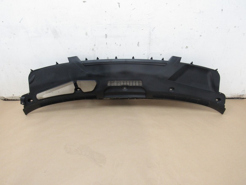Mercedes S560 2020 W222 Front Windshield Wiper Cowl Cover Trim Panel 18-20 ;