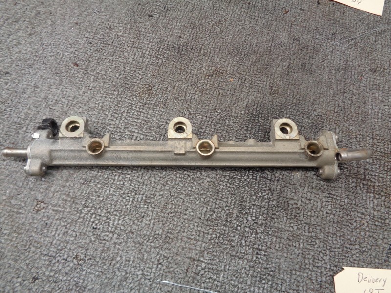OEM FUEL DELIVERY PIPE 1 ASSY 69J-13160-00 YAMAHA OUTBOARD 2002-2010 200-225HP