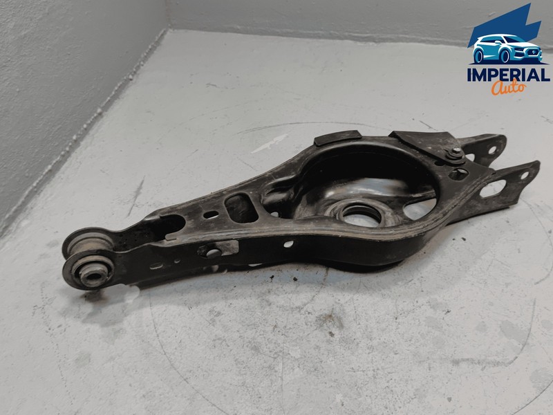 2019-2025 TOYOTA RAV4 REAR DRIVER OR PASSENGER LOWER REARWARD CONTROL ARM OEM