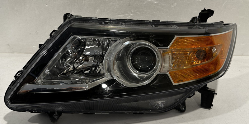 2011-12 HONDA ODYSSEY LH OEM HEADLAMP ASSY