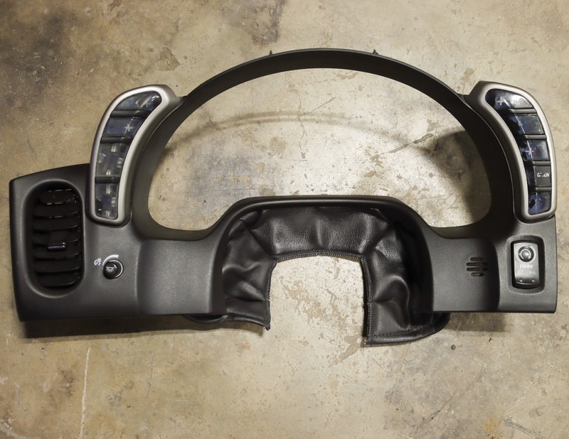 05 13 Chevrolet Corvette C6 Factory Gauge Cluster Speedometer Trim GM OEM *USED*