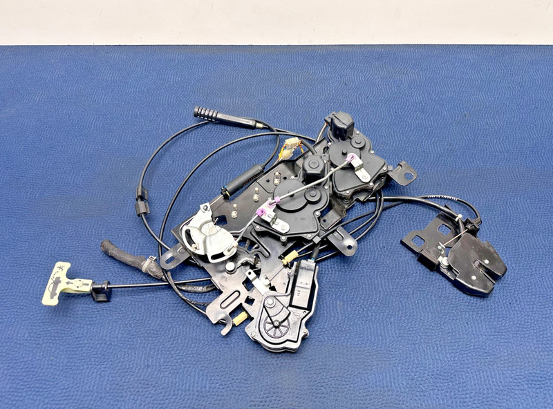 6-10 Saturn Sky Pontiac Solstice Rear Trunk Lock Latch Release Handle OEM 69K Mi