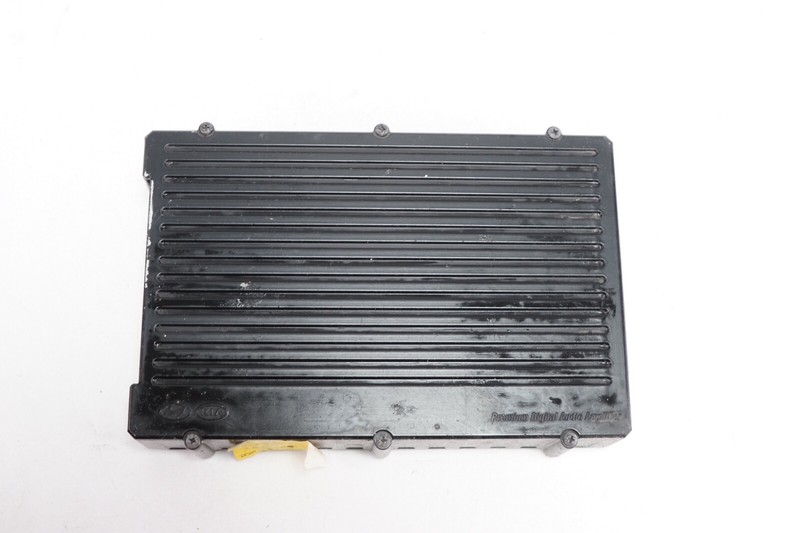 HYUNDAI VELOSTER SANTA FE Audio Amplifier AMP OEM 2013 - 2017