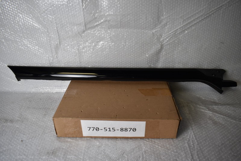 RANGE ROVER SPORT WINDSHIELD MOLDING LEFT SIDE 2014-2019 OEM DK62-025A53-AF