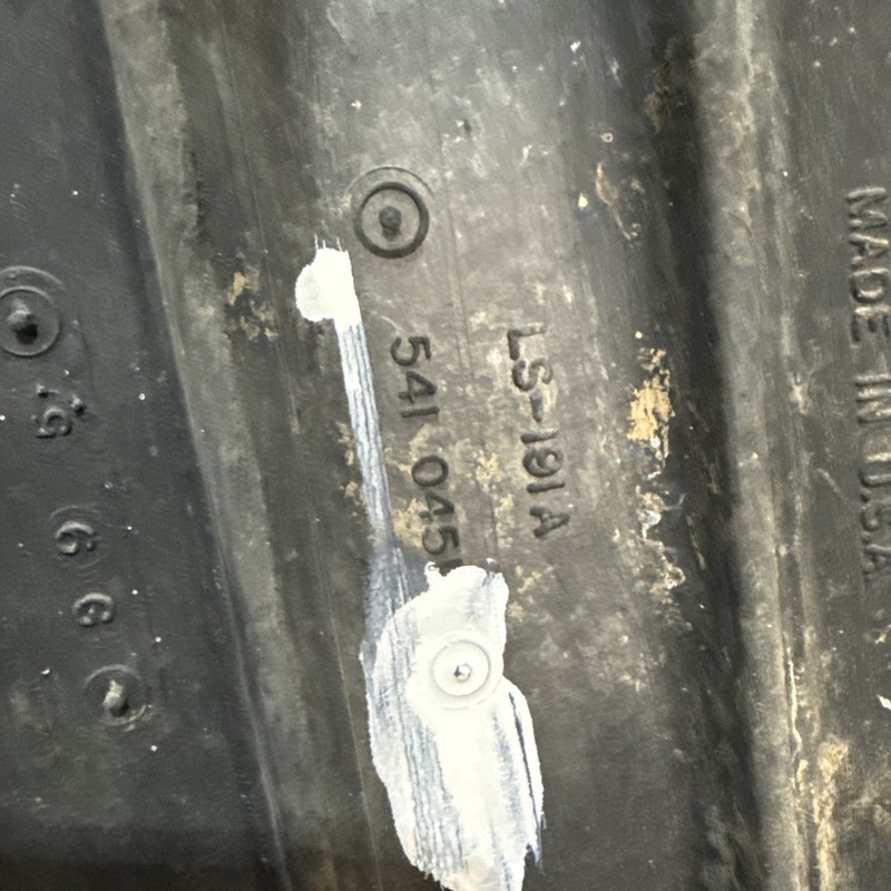 1980’s POLARIS INDY 340 440 Track 15 x 121 x 1/2 2.52 Pitch Goodyear