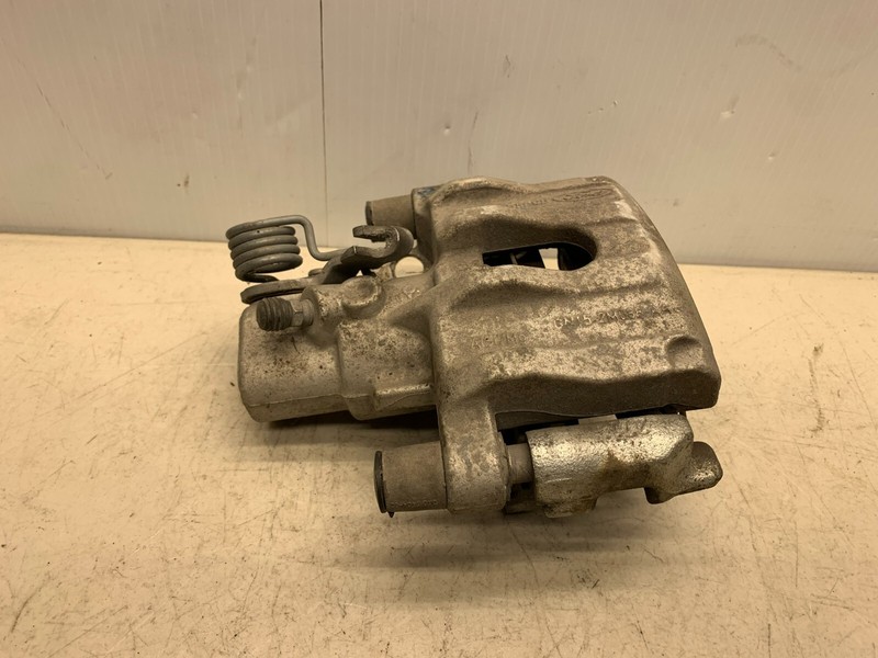 2018-2022 FORD ECOSPORT RIGHT PASSENGER SIDE REAR BRAKE CALIPER 21K OEM