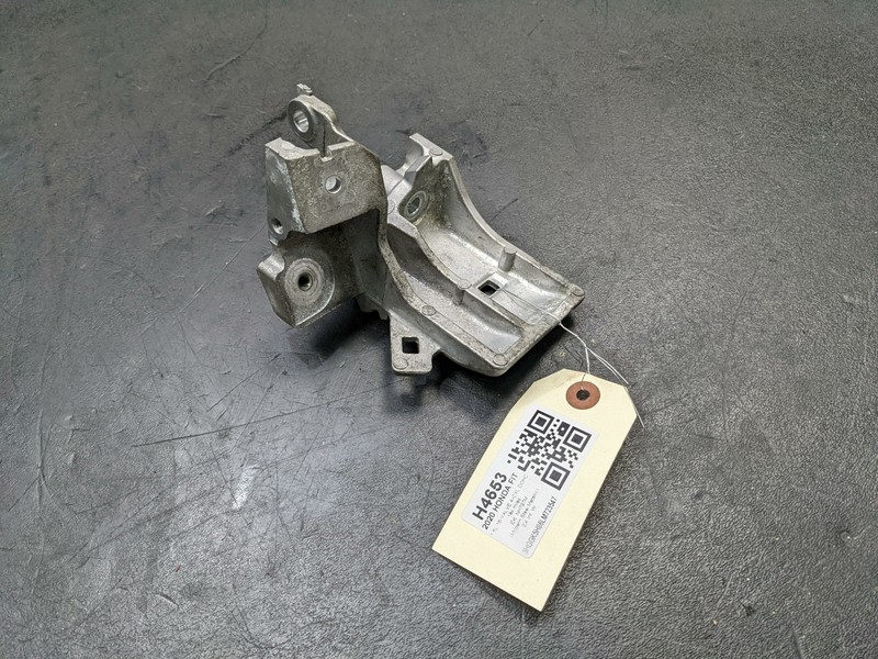 Gas Fuel High Pressure Pump Bracket 16750-5R1-J00 2020 Honda FIT 2018 2019