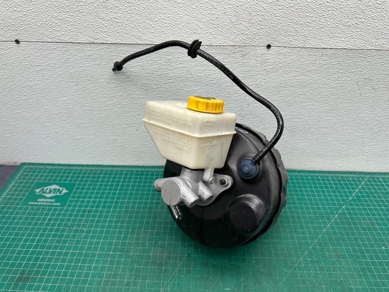 09-15 JAGUAR XF XFR X250 POWER BRAKE BOOSTER W/ MASTER CYLINDER OEM