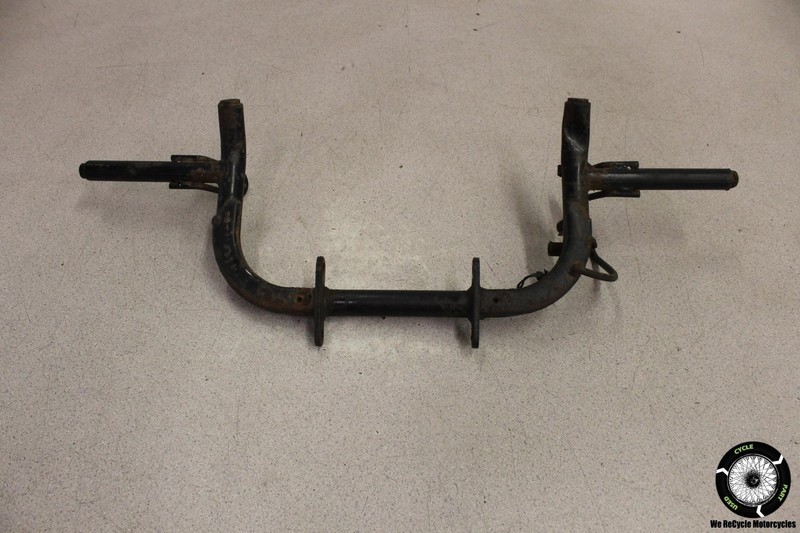 1997 Suzuki Quadsport 80 LT80 2x4 FRONT FOOT REST PEG BRACKET MOUNT BAR LT 97
