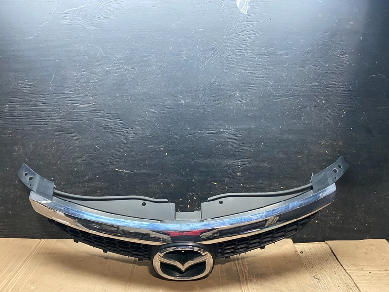 2007 - 2009 Mazda CX9 CX-9 Front Upper Grill Grille Emblem OEM V9947 DG