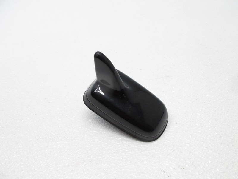 13-17 AUDI B8 A4 8T A5 S5 Q3 COUPE REAR ROOF ANTENNA SHARK NAVI RADIO OEM 013024