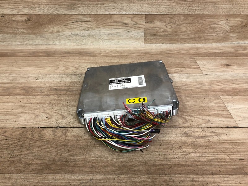 TOYOTA RAV4 RAV-4 OEM FRONT ENGINE MOTOR DME COMPUTER ECU ECM 2.4L 2004-2005 2