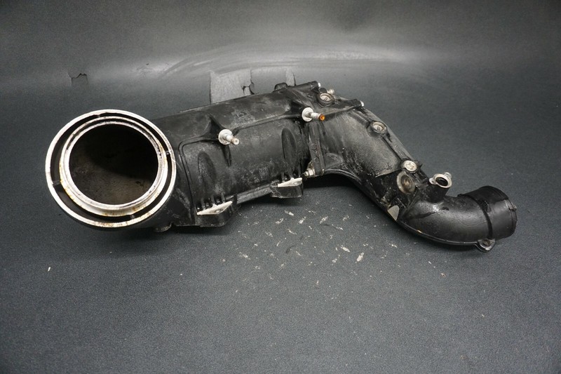 2000-2005 GP800RXLT800 Yamaha OEM Exhaust Tuned Pipe Muffler Outer Cover Ass'y