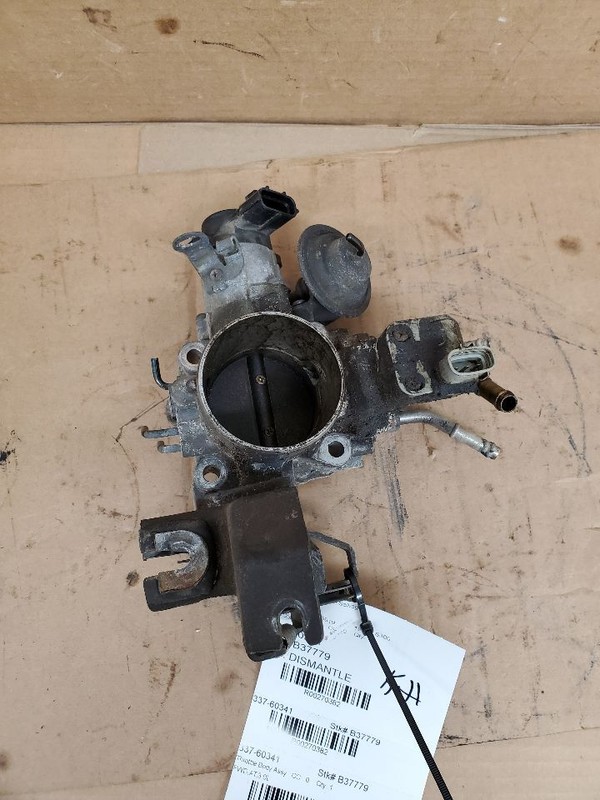 Throttle Body Fits 96 LEXUS ES300 270382
