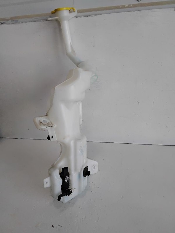 Wash Reservoir Fits 17-23 PACIFICA 3541420