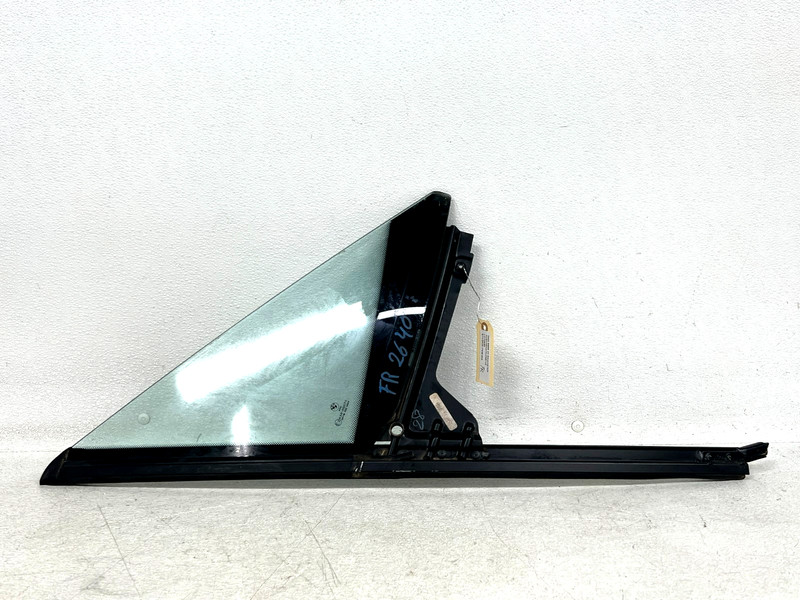 ⭐1996-2002 BMW Z3 FRONT RIGHT RH PASSENGER SIDE QUARTER WINDOW GLASS OEM LOT2640