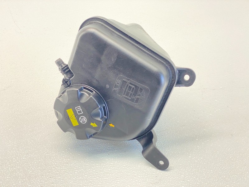 06-13 BMW E88 E90 E92 1/3 Series Radiator Expansion Tank Coolant Reservoir OEM✅