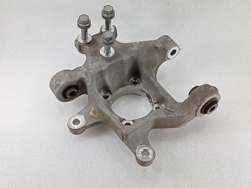 2008-2017 Chevrolet Equinox Rear Left Side Steering Knuckle 23337209