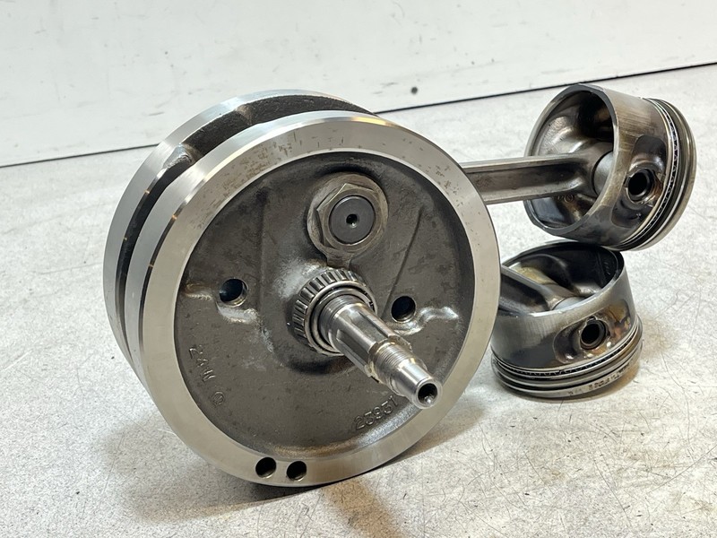 96 Harley Davidson XL 1200 Sportster Engine Crankshaft Crank Shaft 23931 88A