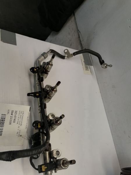 Fuel Injection Parts Fuel Injector 2.0L Hatchback Fits 14-17 ELANTRA 1253671