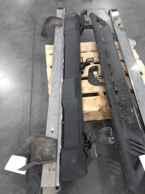 2016 Jeep Wrangler Running Board White Left Side Used OEM Part NJ25-21193-519376