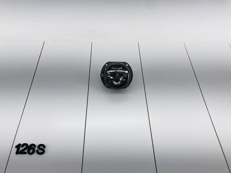 08-10 MERCEDES BENZ R350 RIGHT PASSENGER SIDE BUMPER FOG LIGHT LAMP OEM