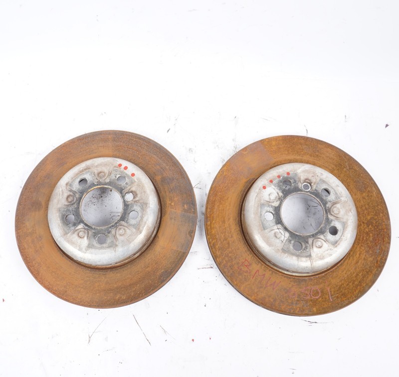 09-19 BMW F10 F06 F12 650i 640i 535i Rear Brake Rotors Disc Left & Right OEM