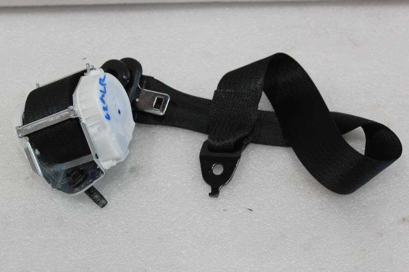 2018 2019 2020 2021 LINCOLN NAVIGATOR LEFT REAR SEAT BELT 2ND ROW EBONY