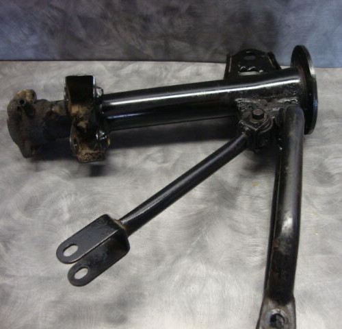 1990 Kawasaki Bayou KLF220 KLF 220 ATV Right Rear Axle Housing Carrier Hitch J3