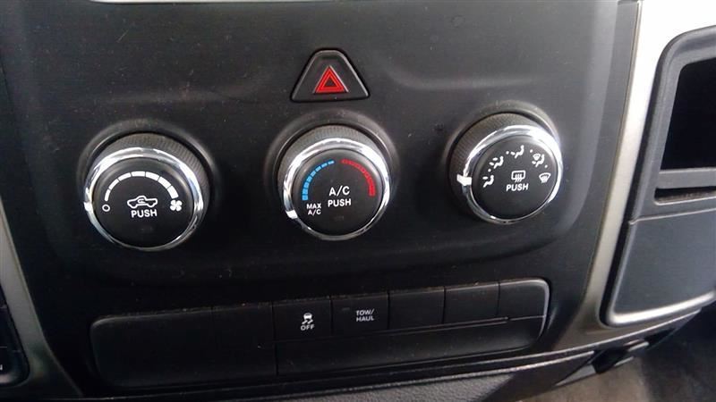 RAM1500 2017 Temperature Control 3324286