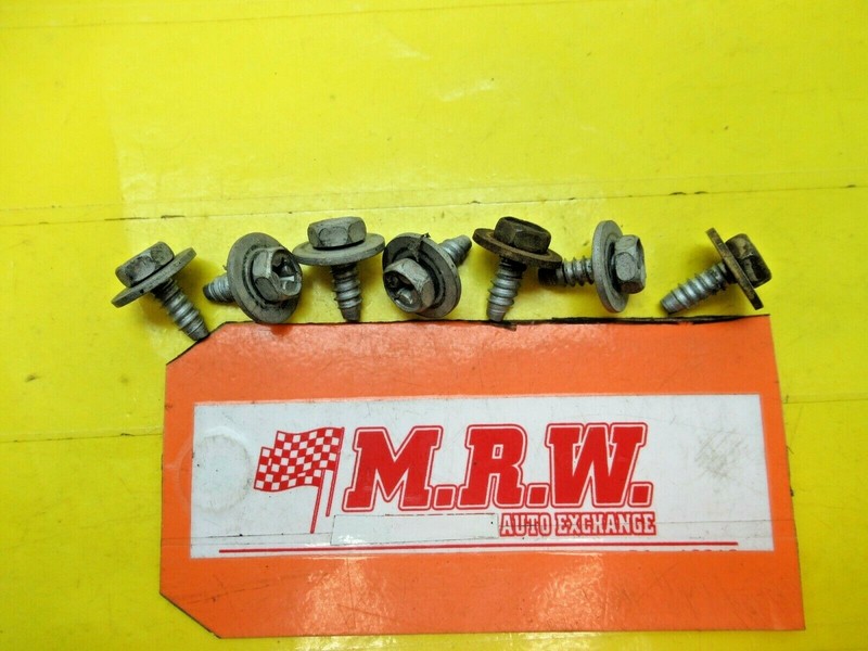 7 BOLT BOLTS SCREWS ROCKER PANEL MOLDING TO CAR BODY LEFT RIGHT fits 05 06 G35