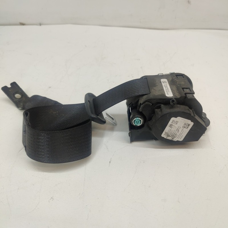 20-23 Tesla Model Y 2nd Row LH or RHSeat Belt Retractor 1493784-01C 28018 B70