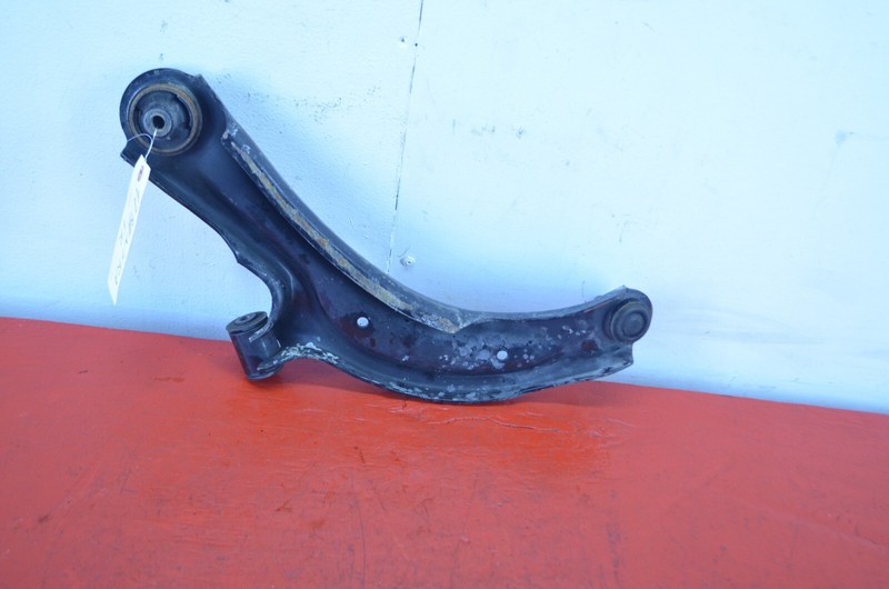 13-19 NISSAN SENTRA FWD FRONT RIGHT PASSENGER SIDE LOWER CONTROL ARM OEM