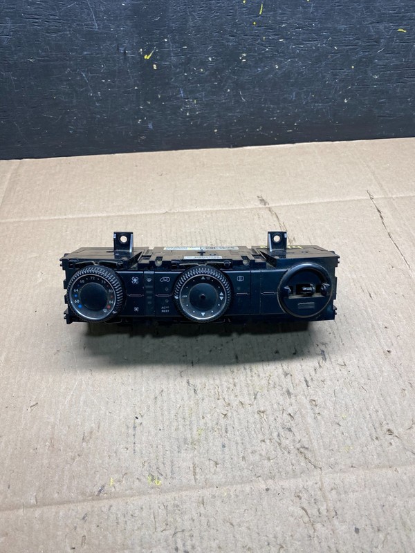 2007 2008 2009 Mercedes Dodge Sprinter A/C AC Climate Control Panel Oe W9662DG