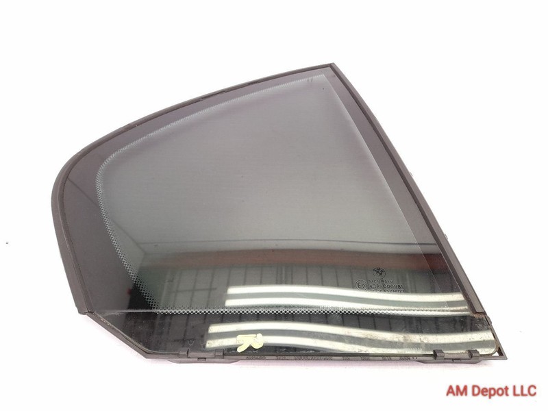 2002 BMW 330xi 330i 325i 325xi E46 Sedan Rear Right Door Quarter Vent Glass