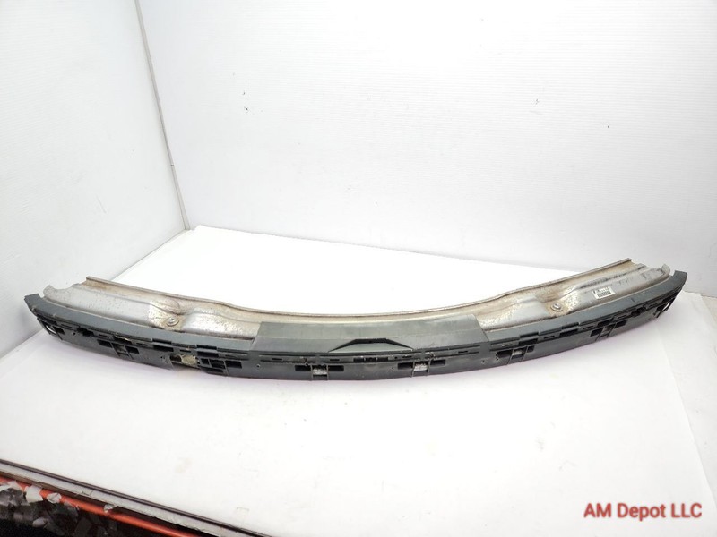 2004 BMW 330ci 325ci 325i 330i E46 Front Bumper Reinforcement Bar Carrier 819530
