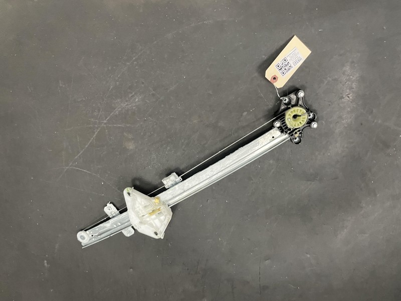 Rear Right Door Window Regulator 2019 Honda Pilot 72710-TG7-A01 2016 2017-2021
