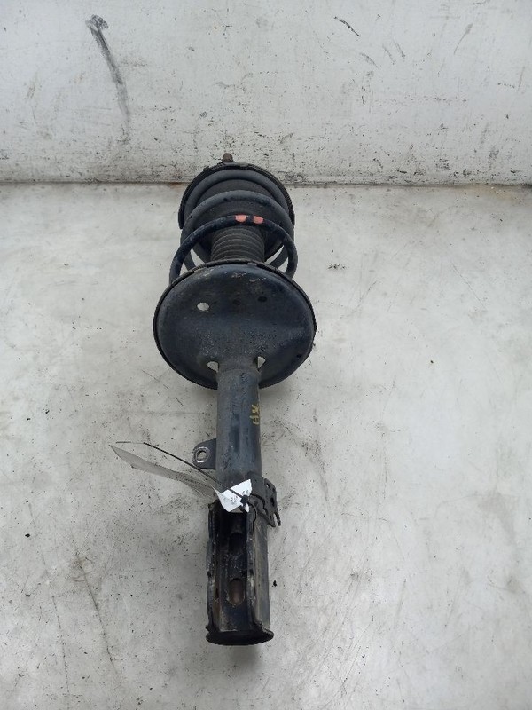01 02 03 TOYOTA RAV 4 FRONT PASSENGER RIGHT STRUT