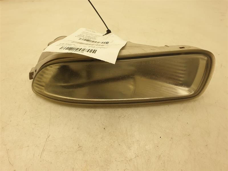 03-04 TOYOTA COROLLA DRIVER SIDE LEFT FOG LIGHT ASSEMBLY