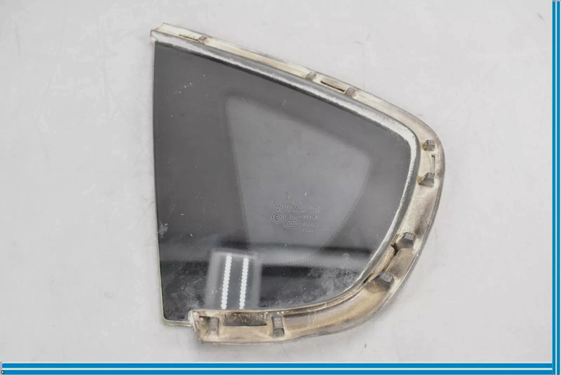 14-22 Maserati Quattroporte M156 Rear Left Driver Side Quarter Window Glass OEM