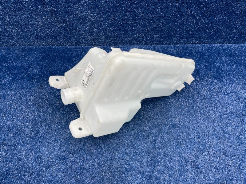 2015-2020 AUDI A3 WINDSHIELD WASHER FLUID RESERVOIR TANK OEM 5Q0955448AC
