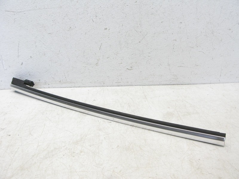 10-17 AUDI 8T A5 S5 RS5 CONVERTIBLE QUARTER WINDOW MOLDING TRIM RIGHT REAR 10092