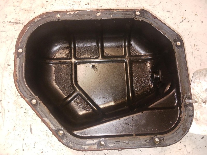 05-'09 HYUNDAI TUCSON lower Oil Pan 2.7L OEM 6 Month Warranty!