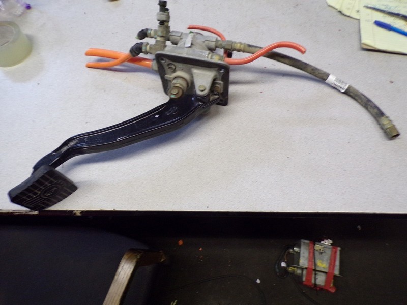 Bendix K046310 K046319 Pedal w/ Assy 909828*FREE SHIPPING*