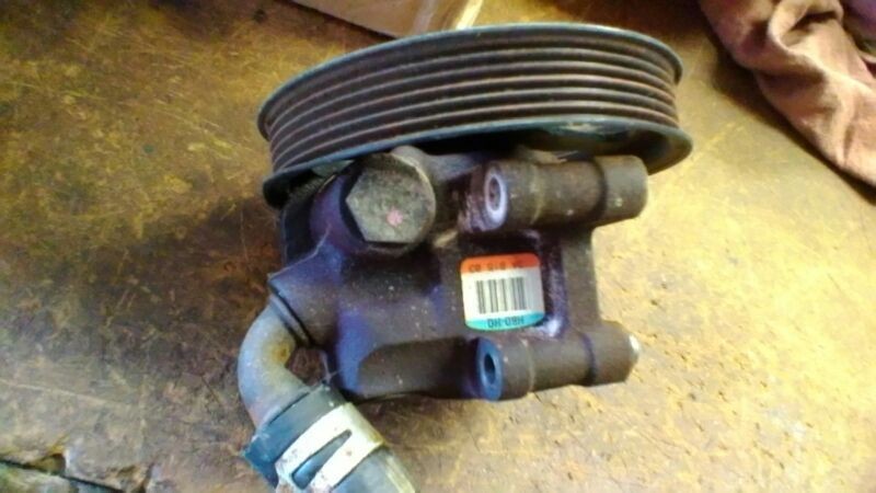 Power Steering Pump Fits 97-06 FORD E150 VAN 94964
