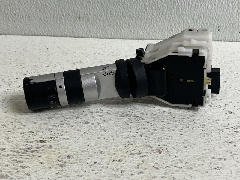 2003-2005 Nissan 350z Coupe Head light Lamp Turn Signal Wiper Column Switch