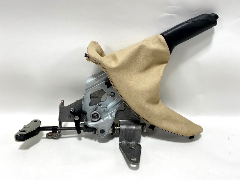 12-18 BMW SERIES 3 4 F30 PARK PARKING HANDBRAKE LEVER HANDLE W/ BOOT COVER OEM