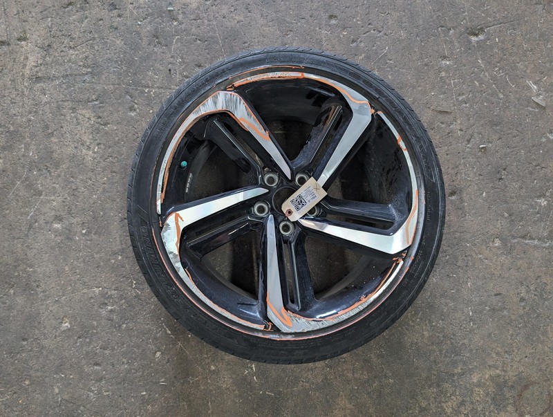 Wheel Rim 19" w/ Tire 235/40 R19 2022 Honda Accord 42700-TVA-A93 2021 X