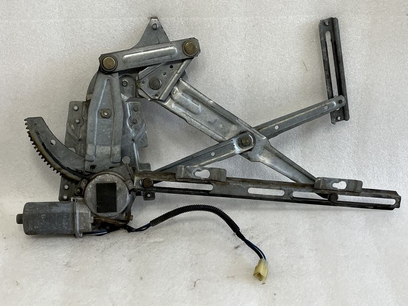 1982 1983 1984 1985 HONDA ACCORD SEDAN LEFT FRONT DOOR WINDOW REGULATOR + MOTOR
